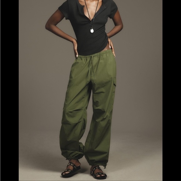 Pilcro Pants - Anthropologie Pilcro Pull On Parachute Pants Dark Green Pockets Sz L NEW